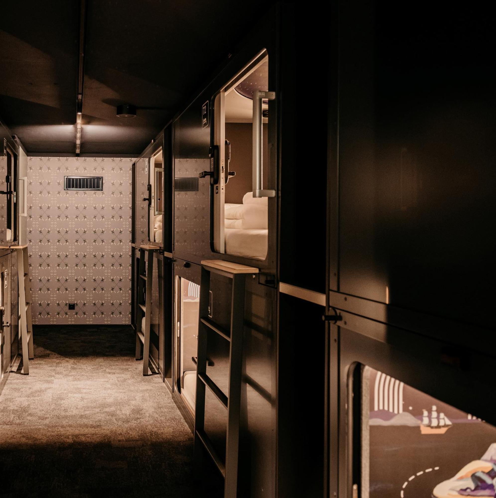 Capsule hotel Capsule - Old Town